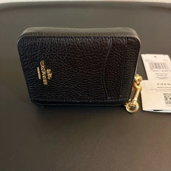 Coach Zip Card Case IM/6303 Black with Gold Chain NWT - Picture 8 of 8